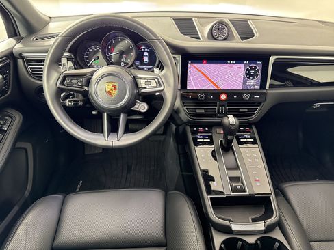 Certified 2026 Porsche Cayenne AWD/4WD image 29