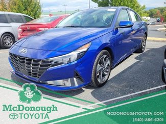 Used 2023 Hyundai Elantra Limited image 1