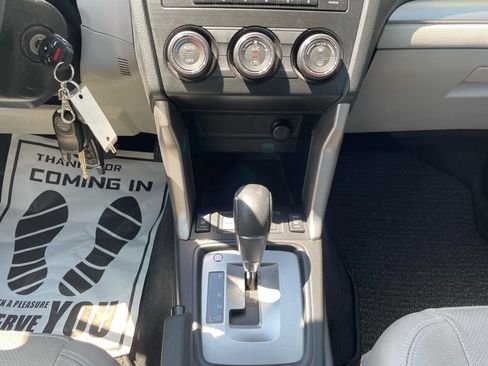 Used 2015 Subaru Forester 2.5i Limited image 21