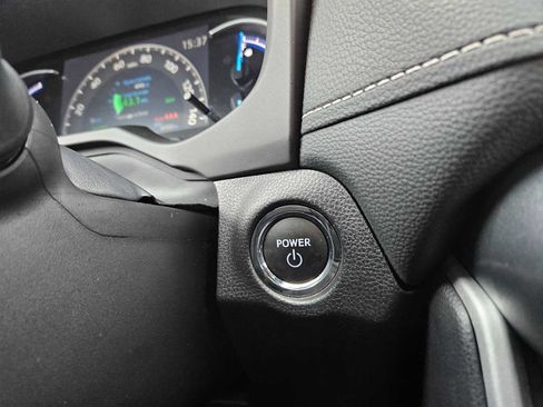 Certified 2025 Toyota RAV4 XLE Premium image 34