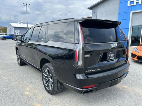 Used 2021 Cadillac Escalade ESV Sport Platinum AWD/4WD image 6