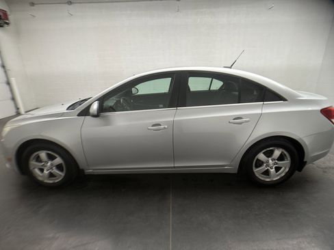 Used 2013 Chevrolet Cruze LT image 5