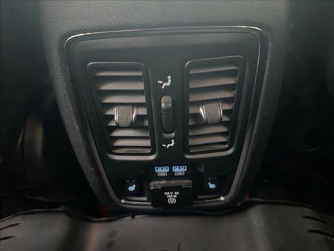 Used 2015 Jeep Grand Cherokee Limited image 19