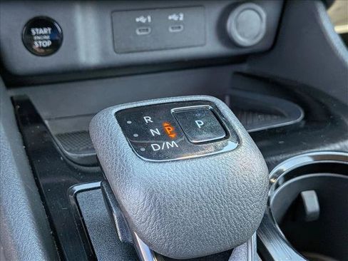 Used 2025 Nissan Rogue SV FWD image 12