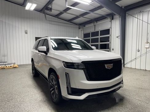 Used 2021 Cadillac Escalade Sport w/ Driver Assist Tech Package AWD/4WD image 32