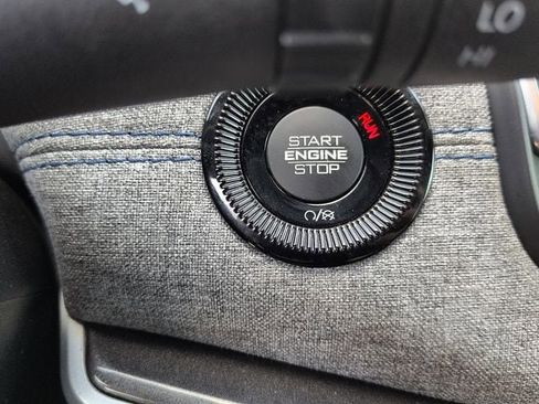 Used 2025 Jeep Compass Latitude AWD/4WD image 20