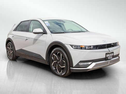 Certified 2024 Hyundai Ioniq 5 SEL AWD/4WD image 7