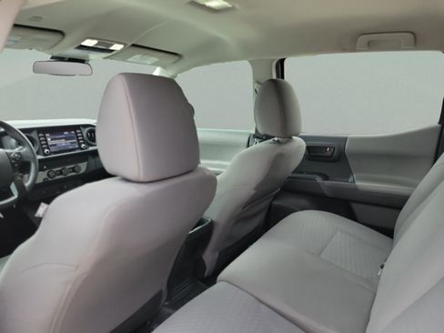 Used 2021 Toyota Tacoma SR w/ SR Convenience Package RWD image 10