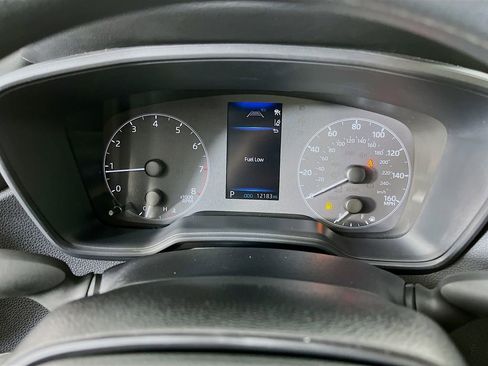 Used 2025 Toyota Corolla LE FWD image 17