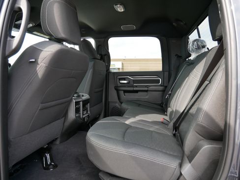 New 2026 RAM 2500 Big Horn AWD/4WD image 10