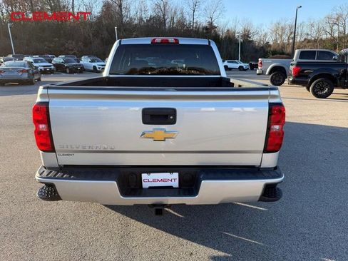 Used 2018 Chevrolet Silverado 1500 LT w/ All Star Edition image 9