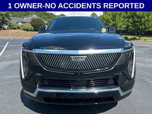 Used 2025 Cadillac Escalade IQ Luxury 1 AWD/4WD image 13