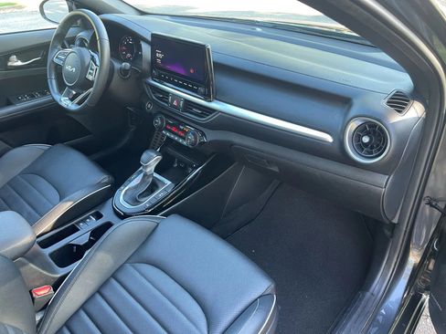 Used 2024 Kia Forte GT-Line w/ GT-Line Premium Package image 14