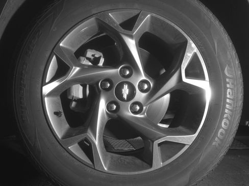 Used 2025 Chevrolet Trax LT w/ LT Convenience Package image 12