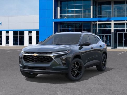 New 2026 Chevrolet Trax LT image 6