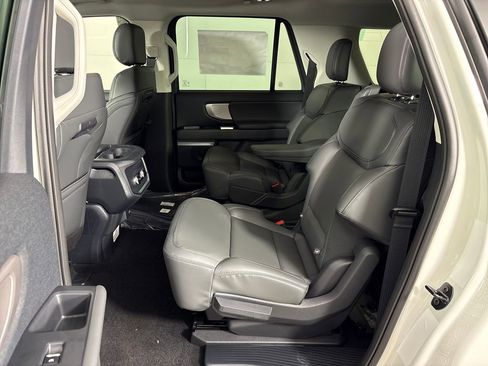 New 2026 Ford Expedition Max Active RWD image 32