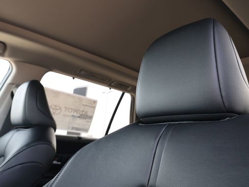 New 2026 Toyota Grand Highlander Limited image 15