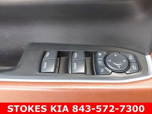 Used 2024 GMC Sierra 3500 Denali Ultimate image 20