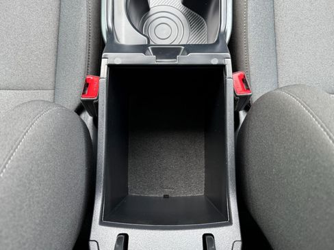 Used 2025 Kia K4 FWD image 41