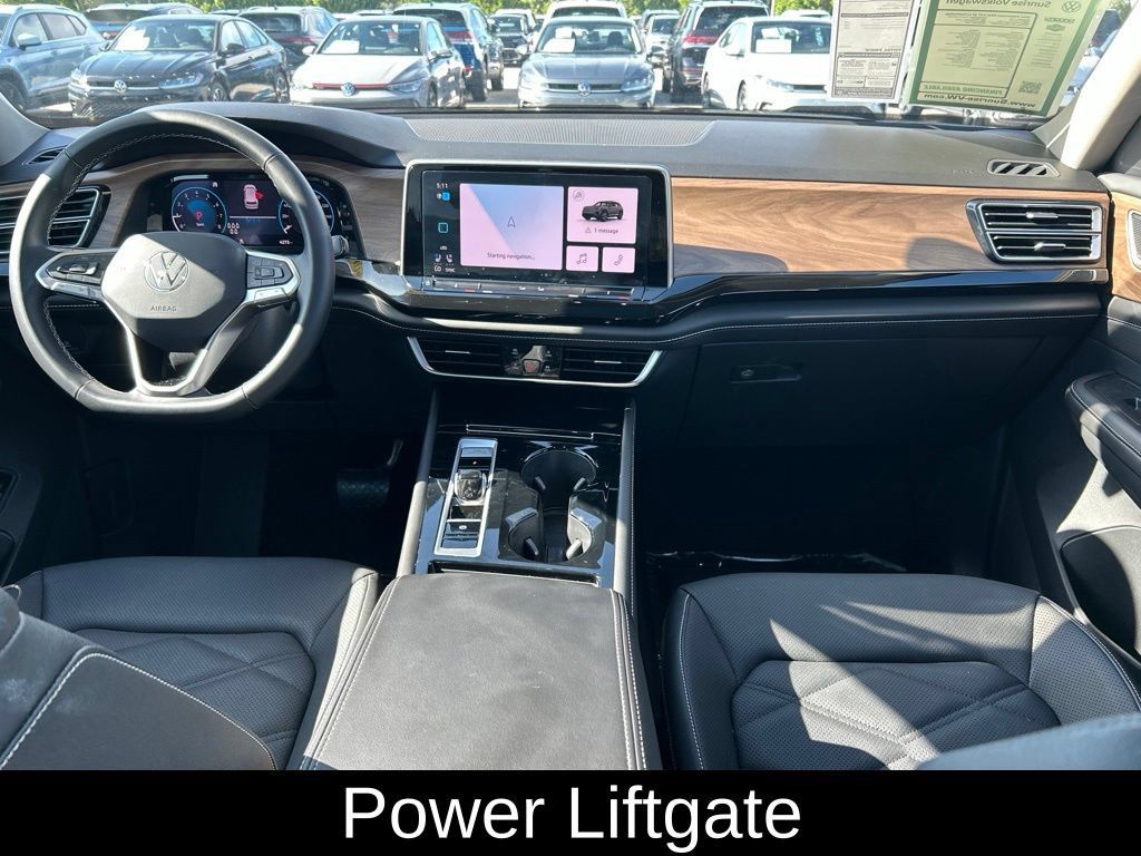 Certified 2026 Volkswagen Atlas SE w/ Panoramic Sunroof Package FWD image 10