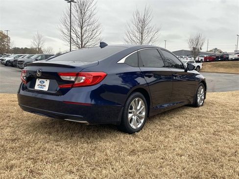 Used 2018 Honda Accord LX image 3