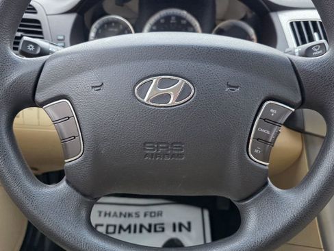 Used 2010 Hyundai Sonata GLS image 16