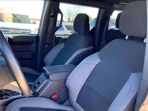 Used 2025 Ford Bronco Big Bend image 7