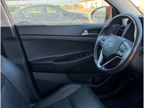 Used 2016 Hyundai Tucson Limited w/ Option Group 03 AWD/4WD image 6