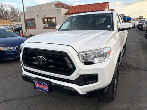 Used 2021 Toyota Tacoma SR image 4