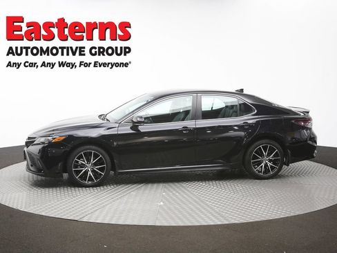 Used 2024 Toyota Camry SE w/ Cold Weather Package FWD image 58