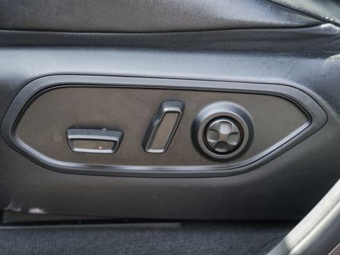 Used 2023 Jeep Grand Cherokee Altitude AWD/4WD image 32