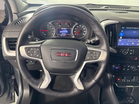 Used 2020 GMC Terrain SLT w/ Preferred Package image 16