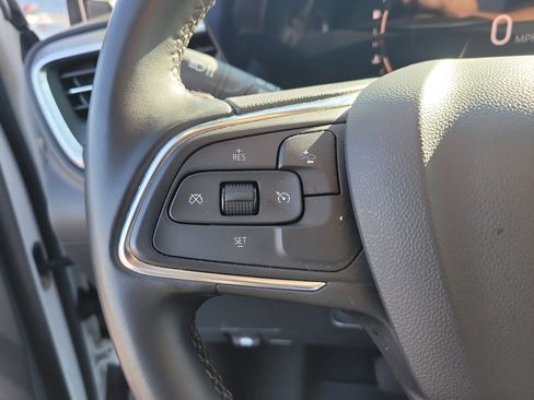 Used 2024 Buick Encore GX Sport Touring image 27