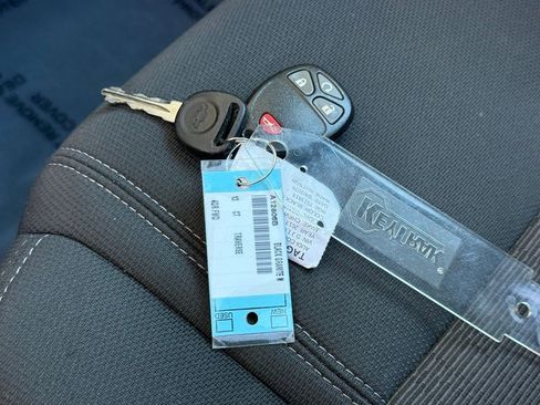 Used 2013 Chevrolet Traverse LT image 36