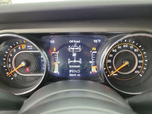 Used 2019 Jeep Wrangler Unlimited Sport S AWD/4WD image 22