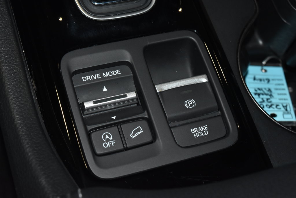 Certified 2025 Honda Pilot EX-L image 18
