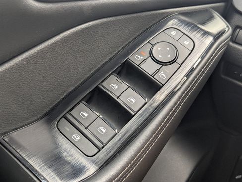 Certified 2023 Nissan Rogue SV w/ SV Premium B Package image 25