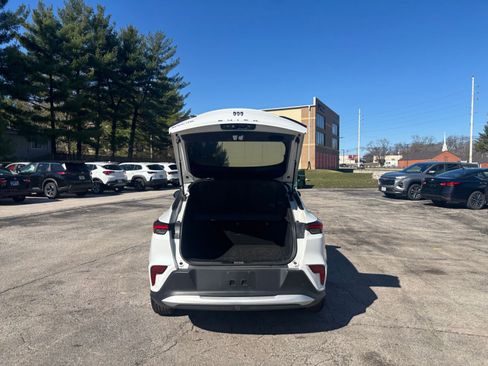 Used 2025 Buick Envista Preferred image 30