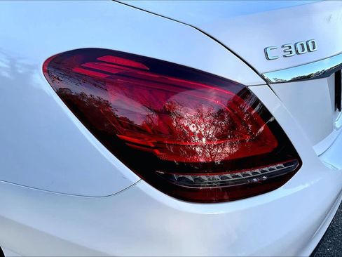 Used 2021 Mercedes-Benz C 300 C 300 image 29