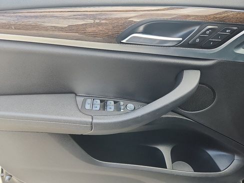 Used 2021 BMW X3 xDrive30i w/ Convenience Package image 13