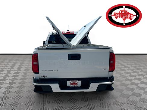 Used 2022 Chevrolet Colorado LT w/ Fleet Safety Package RWD image 25