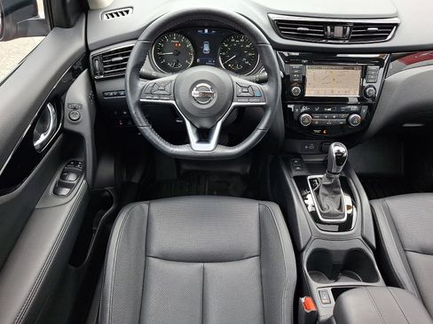 Used 2021 Nissan Rogue Sport SL w/ Premium Package AWD/4WD image 12