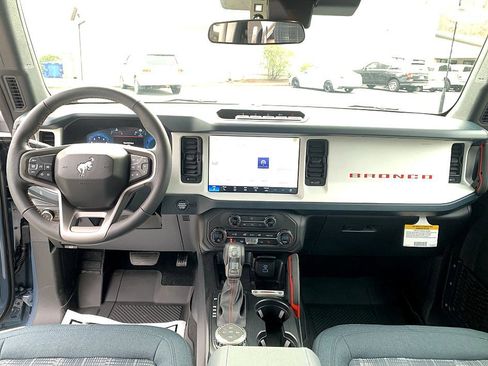 New 2025 Ford Bronco Heritage Edition image 13