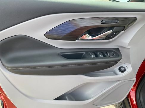 Certified 2023 GMC Terrain SLT w/ LPO, Floor Liner Package FWD image 17