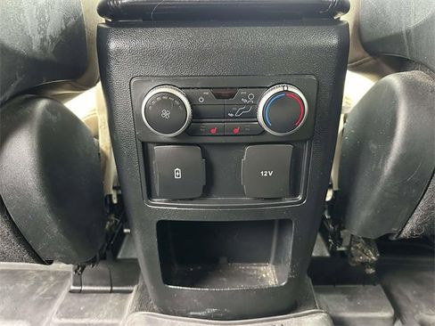 Used 2020 Ford Explorer XLT w/ Comfort Package image 31