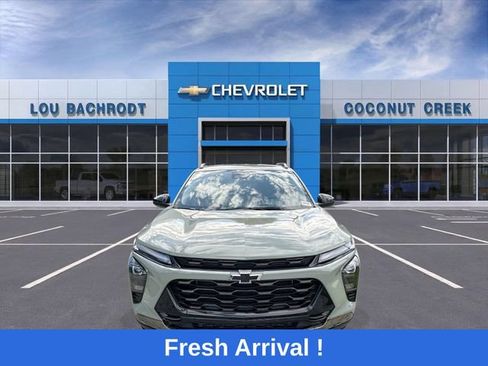 Used 2025 Chevrolet Trax ACTIV w/ Driver Confidence Package FWD image 3