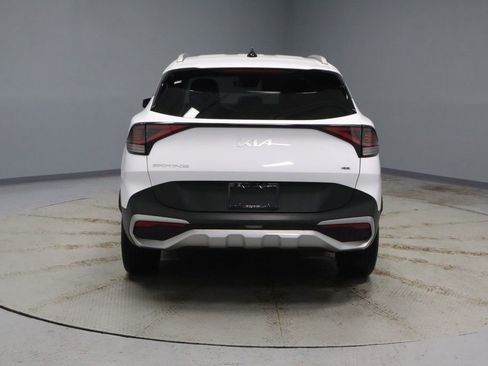 Used 2023 Kia Sportage EX image 12