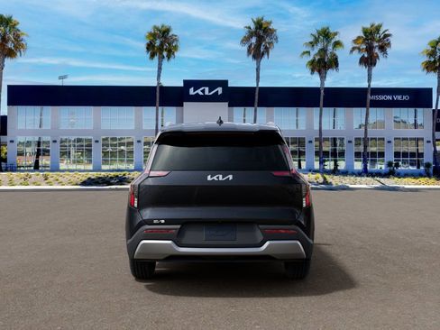 New 2026 Kia EV9 Wind image 5