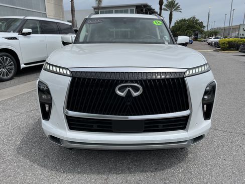 Certified 2026 INFINITI QX80 Luxe w/ Cargo Package AWD/4WD image 13