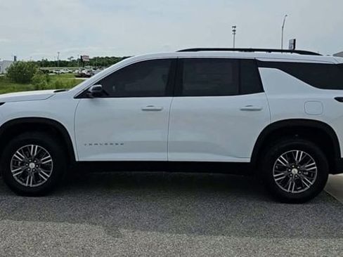 New 2026 Chevrolet Traverse LT FWD image 5